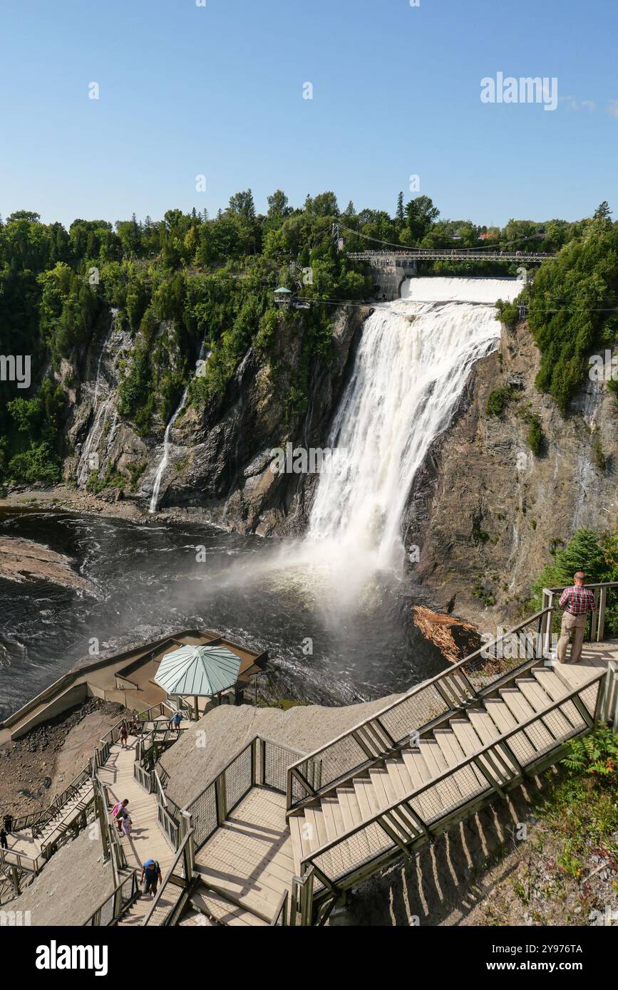 Canada, Quebec, Montmorency Falls Park: Vista delle cascate Montmorency alla foce del fiume Montmorency alla foce del fiume Montmorency Foto Stock