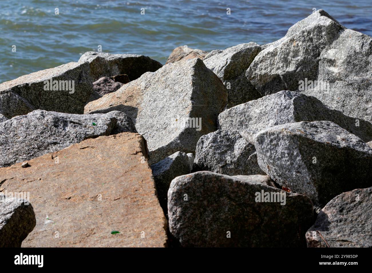 Mole - visita turistica a Sassnitz auf der Halbinsel Jasmund im Nordosten der Insel Rügen. Sassnitz, 08.10.2024 *** visite guidate a Sassnitz sulla penisola di Jasmund nel nord-est dell'isola di Rügen Sassnitz, 08 10 2024 foto:XB.xSchubertx/xFuturexImagex sassnitz 4026 Foto Stock