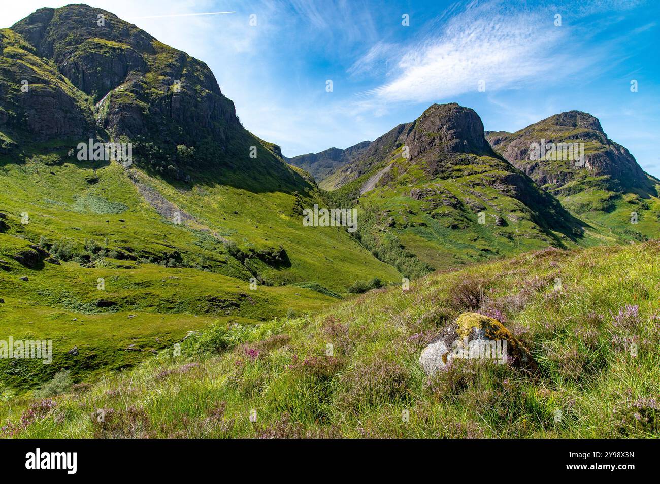 The Three Sisters, Glencoe, Highlands, Scozia, Regno Unito. Tre creste sul monte Bidean Nam Bian. Foto Stock