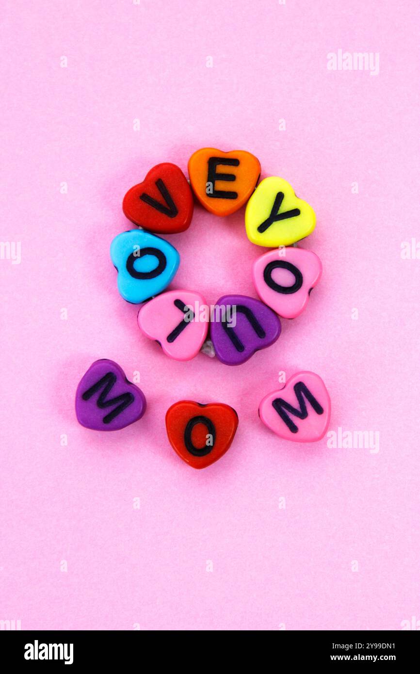 Cuori che dicono che ti amo mamma - formato verticale Foto Stock