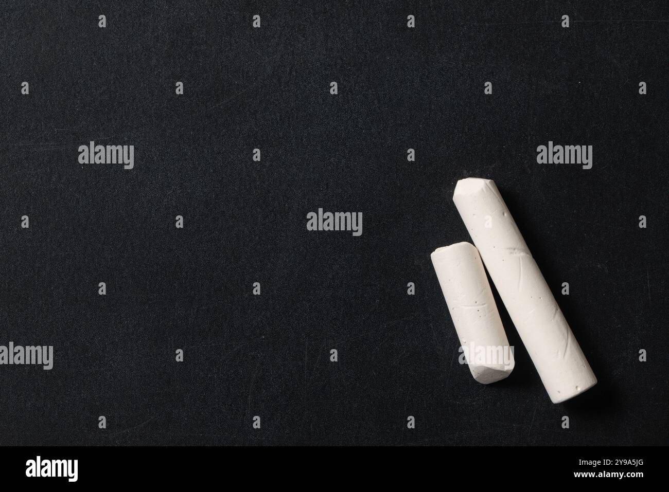 Lavagna con gesso bianco Foto Stock