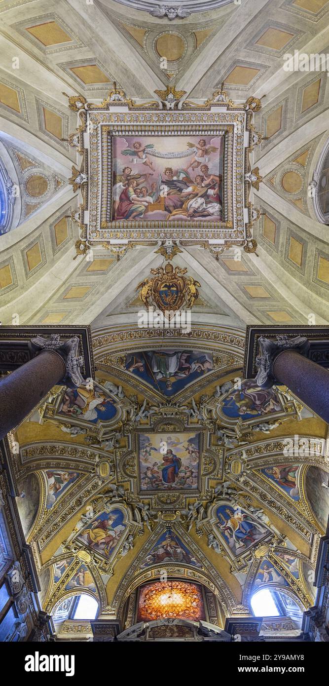 All'interno della Basilica di Santa Maria maggiore si trova una basilica papale maggiore e la più grande chiesa mariana cattolica di Roma. Italia Foto Stock