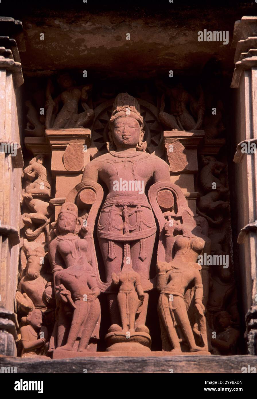 Particolare scultura dei templi di Khajuraho, Khajuraho, Madhya Pradesh, India, subcontinente indiano, Asia. Foto Stock