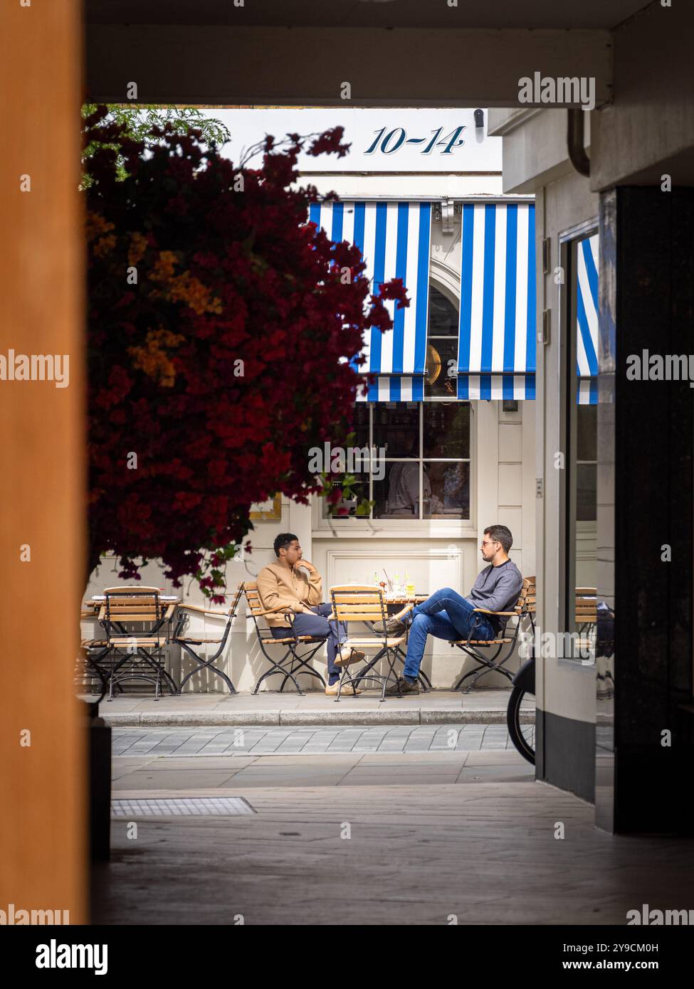 Alfred Tennison Pub, Londra Inghilterra Regno Unito Foto Stock