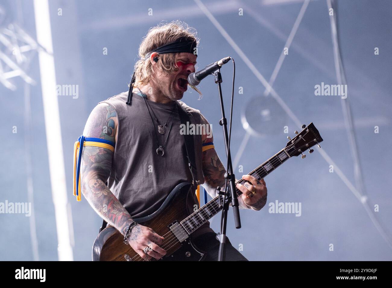 29 giugno 2024: Johannes Persson dei Cult of Luna si esibisce con Julie Christmas all'Hellfest Open Air festival di Clisson, in Francia Foto Stock