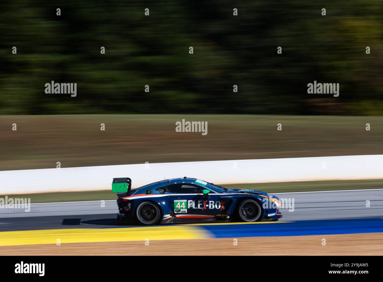 44 POTTER John (usa), LALLY Andy (usa), PUMPELLY Spencer (usa), Magnus Racing, Aston Martin Vantage GT3 Evo, azione durante il Motul Petit le Mans 2024, undicesimo round dell'IMSA Sportscar Championship 2024, dal 10 al 12 ottobre 2024 sul circuito Michelin Raceway Road Atlanta a Braselton, Georgia, Stati Uniti d'America - foto Joao Filipe/DPPI Credit: DPPI News/Alamy Live Foto Stock