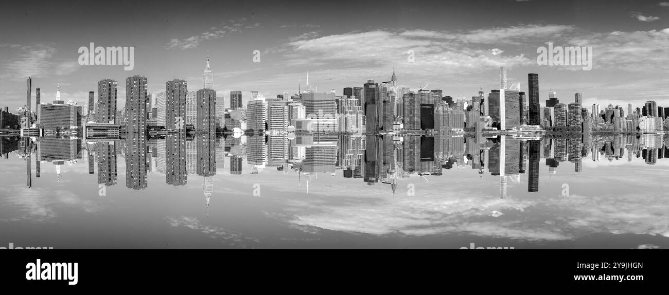 NEW YORK, USA - Oct 10, 2017: Panorama di New York con il fiume Hudson e l'edificio dell'ONU. Foto Stock