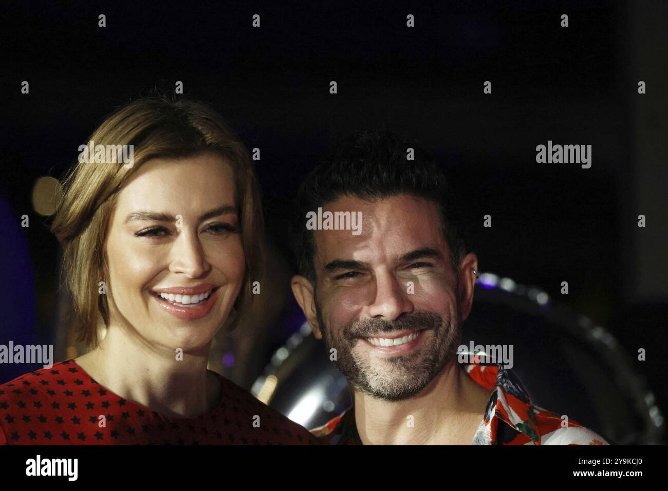 La presentatrice radiofonica Verena Kerth (Monaco di Baviera) e Marc Terenzi (cantante pop) all'Europapark Rust alla conferenza stampa per l'apertura della stagione 2023 Foto Stock