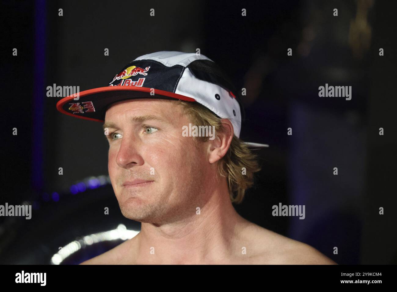 Andrew Cotton (Big Wave Surfer) a Europapark Rust alla conferenza stampa per l'apertura della stagione 2023 Foto Stock