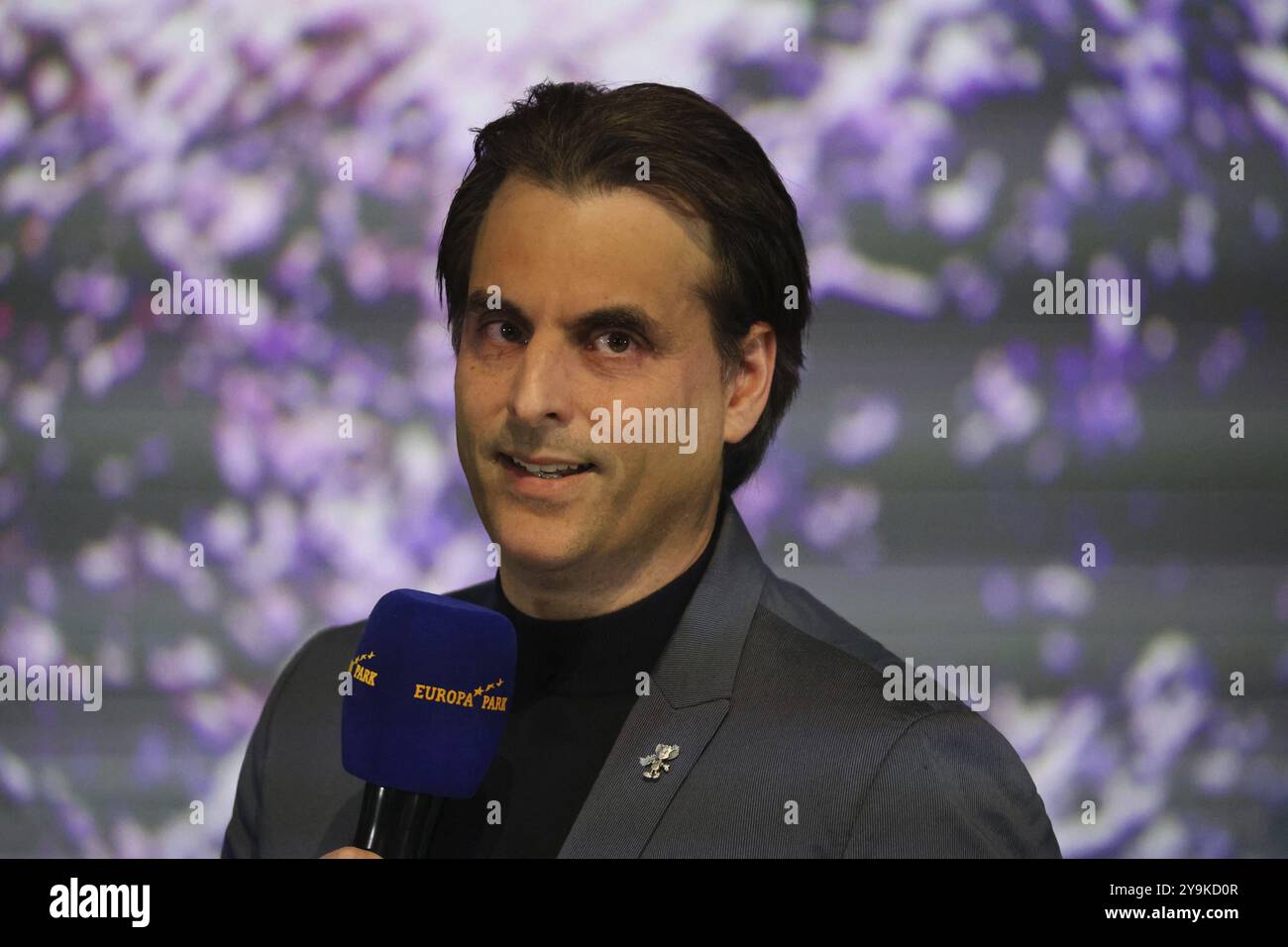 Thomas Mack (Direttore Junior di Europapark Rust) a Europapark Rust alla conferenza stampa per l'apertura della stagione 2023 Foto Stock