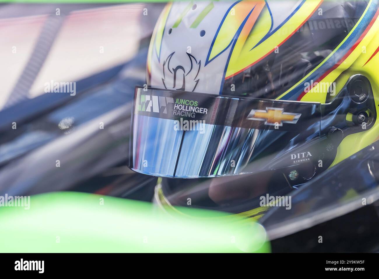 ROMAIN GROSJEAN (77) di Ginevra, Svizzera, si prepara ad allenarsi per la Honda Indy 200 al Mid-Ohio Sports Car Course di Lexington, OHIO Foto Stock