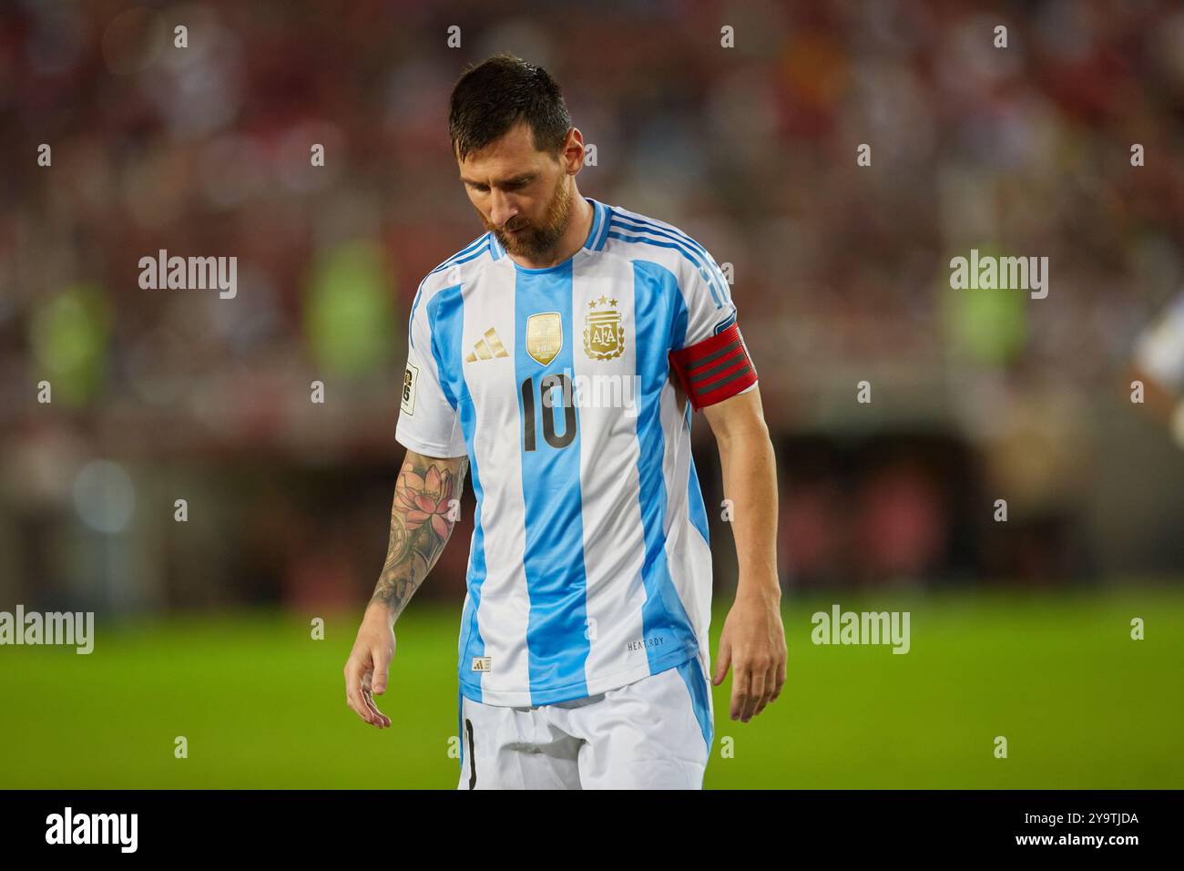 MATURIN, VENEZUELA - 10 OTTOBRE: Lionel messi dell'Argentina durante la partita di qualificazione ai Mondiali 2026 sudamericani tra Venezuela e Argentina allo stadio Monumental de Maturin il 10 ottobre 2024 a Maturin, Venezuela. Foto: Luis Morillo/Alamy Live News Foto Stock