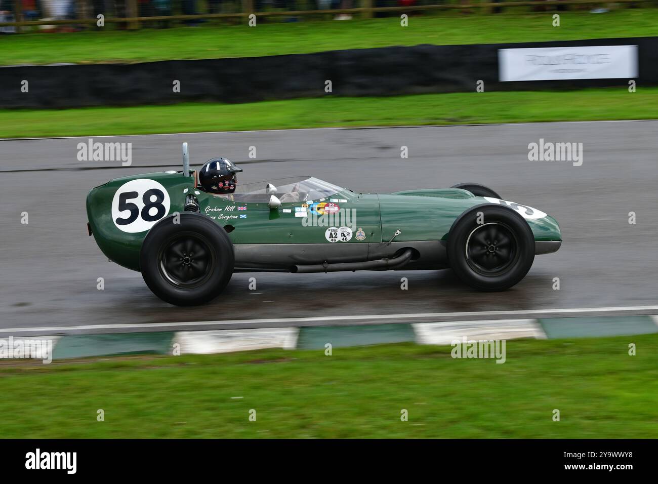 Ewen Sergison, Lotus-Climax 16, Richmond e Gordon Trophies, venticinque minuti di corse, in cattive condizioni di pioggia e docce, per 2500cc Grand Foto Stock