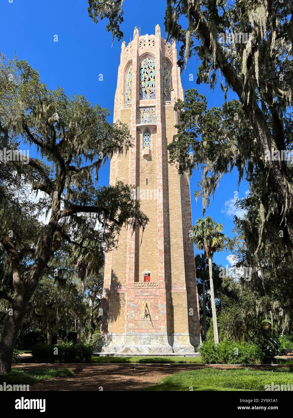 The Singing Tower, Bok Tower Gardens, Lake Wales, Florida, Stati Uniti Foto Stock