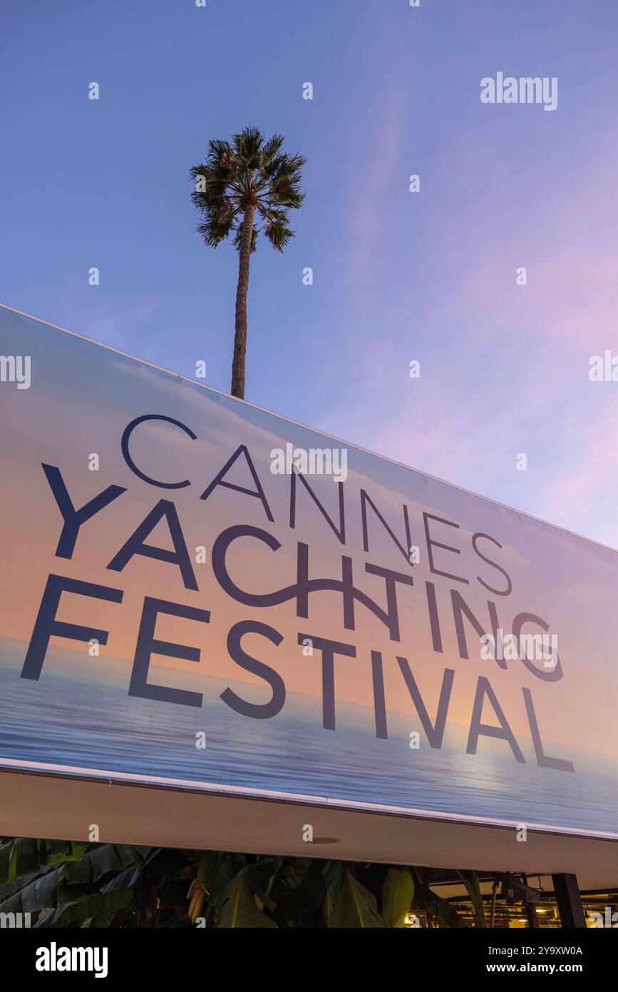 Francia, Alpes-Maritimes, Cannes, Yachting Festival Foto Stock