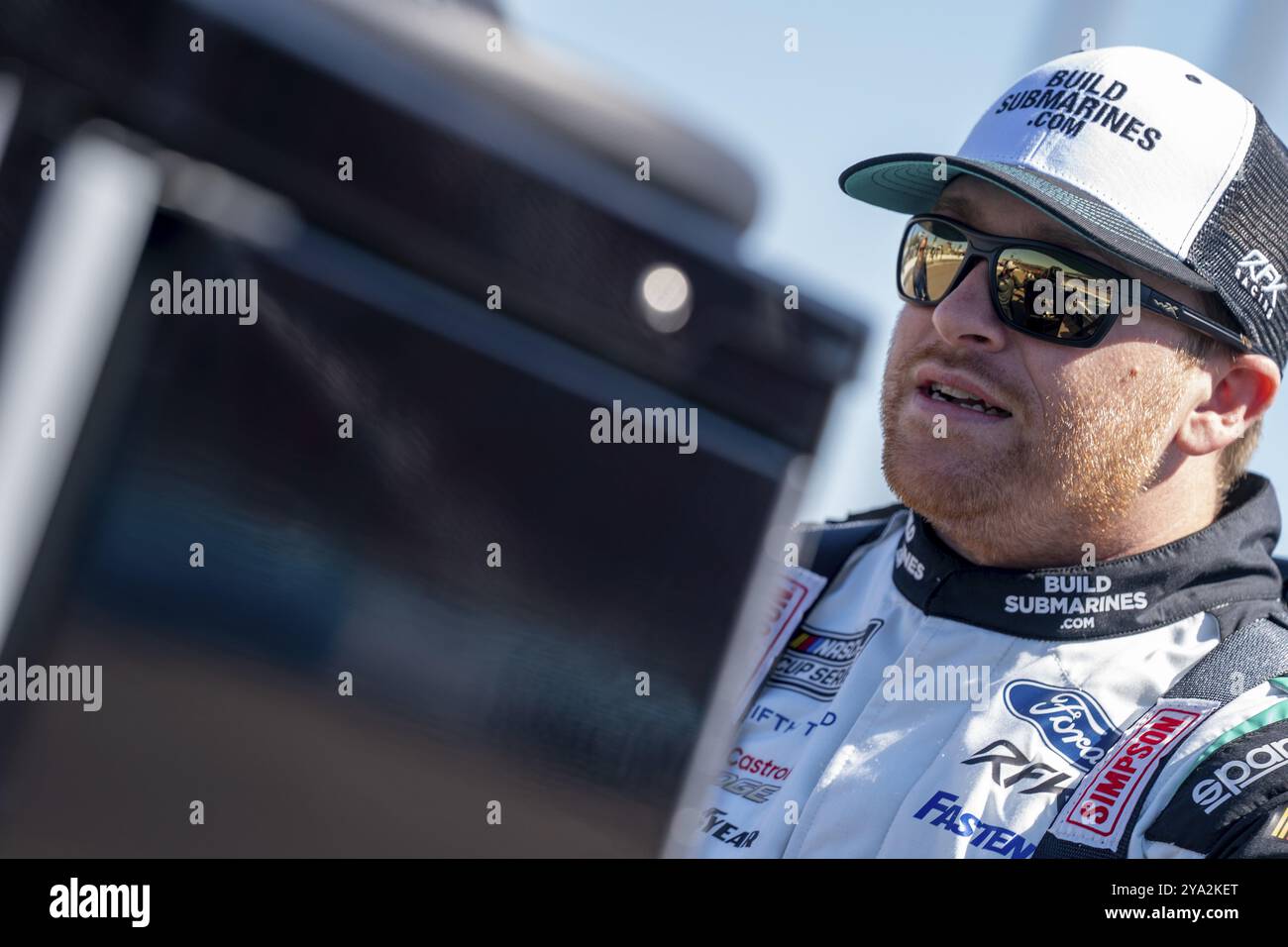 Chris Buescher sale in pista per qualificarsi per gli Shriners Children's 500 ad Avondale, Arizona, USA, Nord America Foto Stock