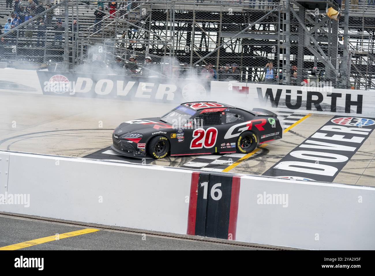 Ryan Truex celebra la sua vittoria per il BetRiver 200 a dover, DE, USA, Nord America Foto Stock