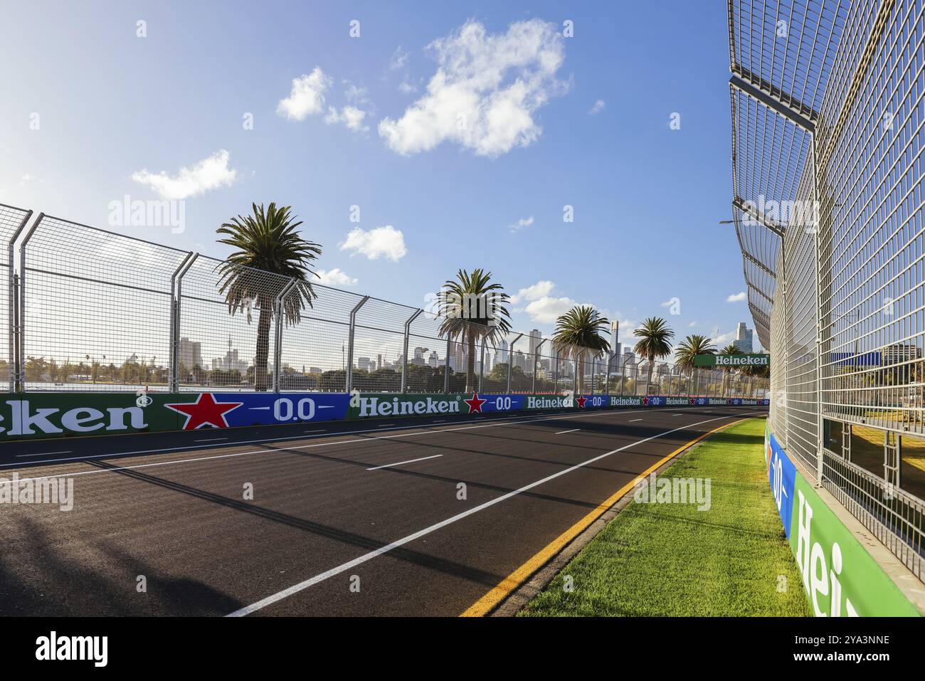 MELBOURNE, AUSTRALIA, 20 MARZO: Traccia l'atmosfera prima del Gran Premio d'Australia 2024 all'Albert Park di Melbourne, Australia, Oceania Foto Stock