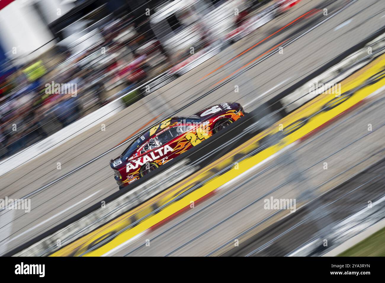 William Byron si aggiudica la posizione per il Cook Out 400 a Martinsville, Virginia, USA, Nord America Foto Stock