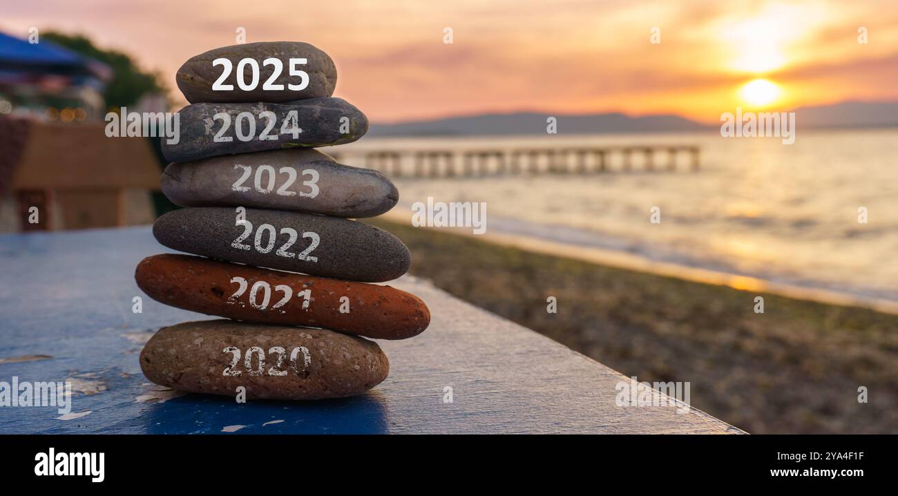 Felice anno nuovo 2025 sostituire 2024. Il nuovo anno 2025 sta arrivando idea concettuale. Foto Stock