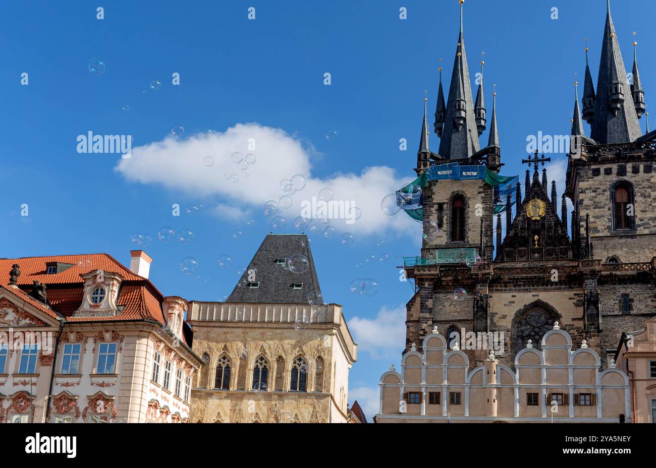 Chiesa di nostra Signora nella piazza della città vecchia a Praga, Repubblica Ceca Foto Stock