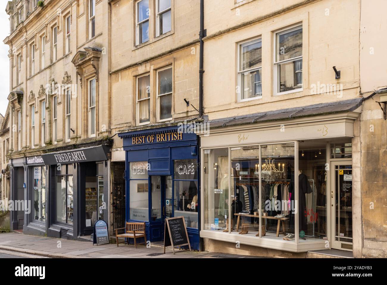 Negozi a Broad Street Bath, Somerset, Inghilterra, Regno Unito Foto Stock