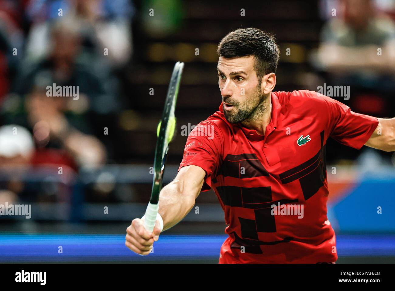 SHANGHAI, CINA - 13 OTTOBRE 2024 - Jannick Sanner gioca con Novak Djokovic nella finale del Shanghai Rolex Masters 2024 a Shanghai, Cina, Octo Foto Stock