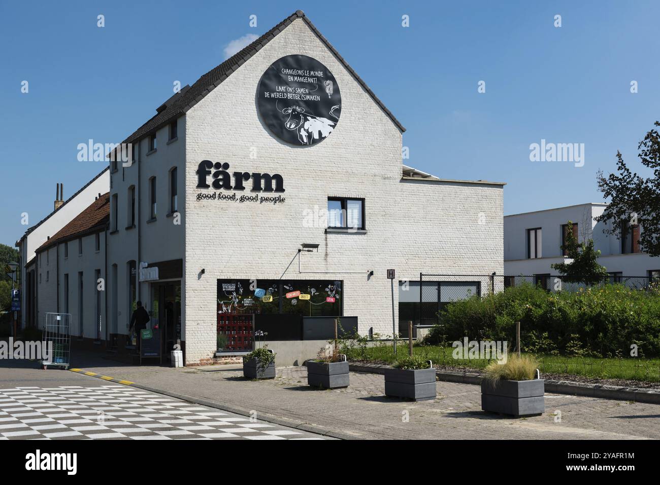 Wemmel, regione fiamminga, Belgio, 09 01 2021 The Farm Retail Shop, un minimarket di alimenti biologici, Europa Foto Stock