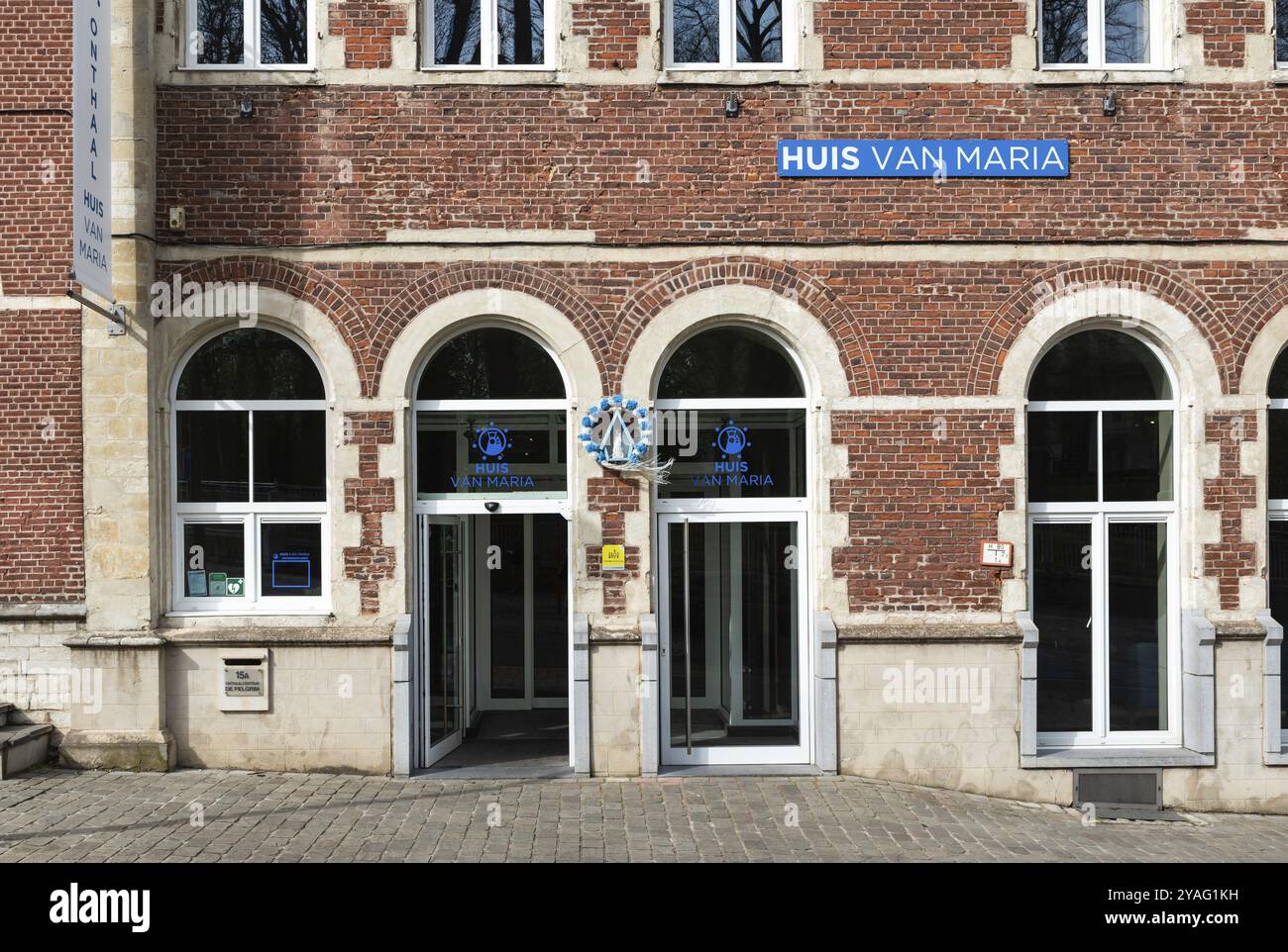 Scherpenheuvel, regione Brabante fiamminga, Belgio, 04 11 2022, facciata della casa di Maria, Europa Foto Stock