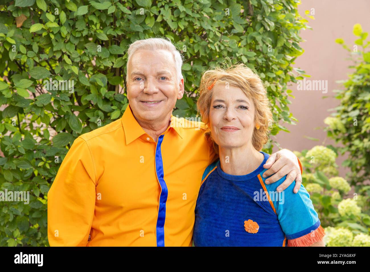 Mainz Schlagerduo Cliff und Rexonah beim Auftritt am 15.09.2024 in Mainz beim ZDF-Fernsehgarten *** Mainz Schlager duo Cliff e Rexonah in esecuzione il 15 09 2024 a Magonza presso ZDF Fernsehgarten Copyright: XEibner-Pressefoto/GerhardxWingenx EP_GWR Foto Stock