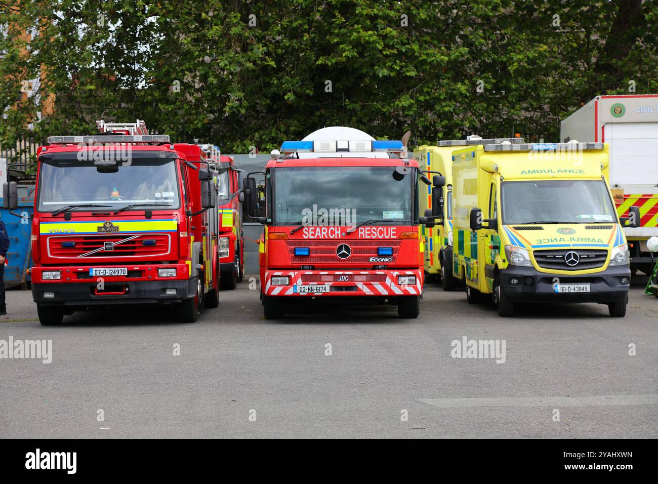 DUBLINO, IRLANDA - 5 LUGLIO 2024: Veicoli di emergenza per la difesa civile a Dublino, Irlanda. La difesa civile è un'organizzazione volontaria che aiuta Foto Stock