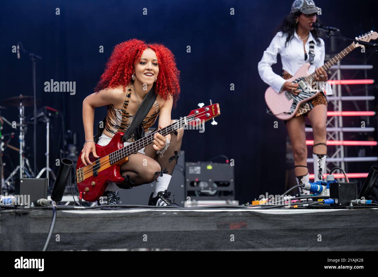 Glasgow, Regno Unito. 14 luglio 2024. Amy Love e Georgia South della band Nova Twins si esibiscono sul palco dei King Tuts al TRNSMT 2024. 2024-07-14 . Credito: G Foto Stock