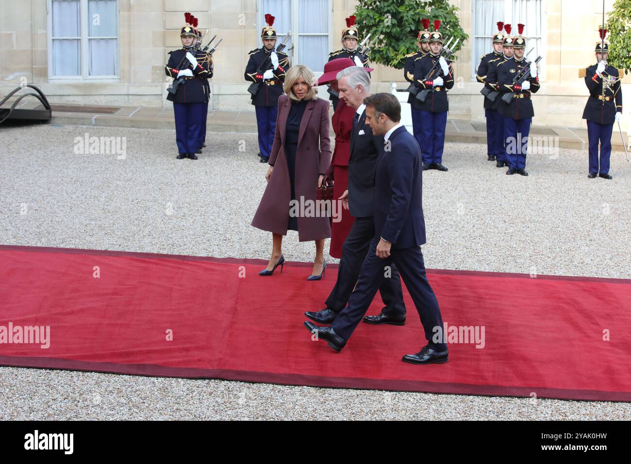 Parigi, Francia, il 14 ottobre 2024, visita di Stato delle loro maestose il re e la regina dei belgi in Francia, Philippe de Belgique, Mathilde d'Udekem d'Acoz, Brigitte Macron, Emmanuel Macron. Francois Loock/Alamy Live News Foto Stock