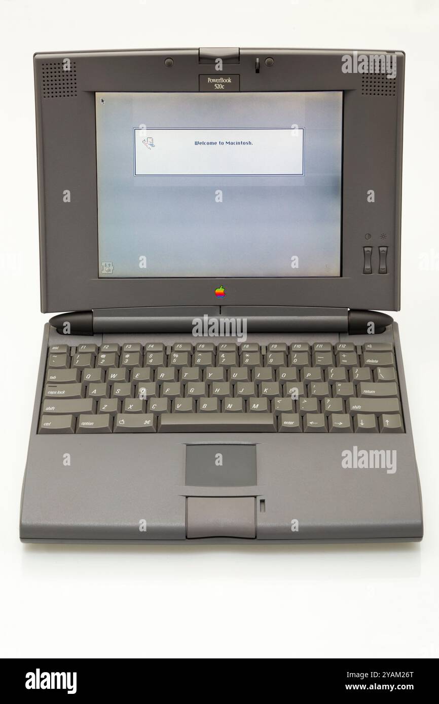 Vecchio Apple Mac Macintosh PowerBook modello 520 C. primi computer portatili. Data di introduzione: 16 maggio 1994. Interrotto il 16 settembre 1995. (141) Foto Stock