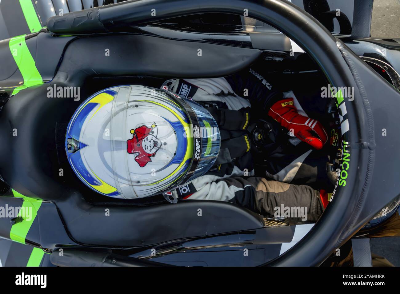 INDYCAR NXT by Firestone Series, RASMUS LINDH (76) (R) di Gothenburg, Svezia, si qualifica per il Gran Premio di Sonsio a Road America a Elkhart la Foto Stock