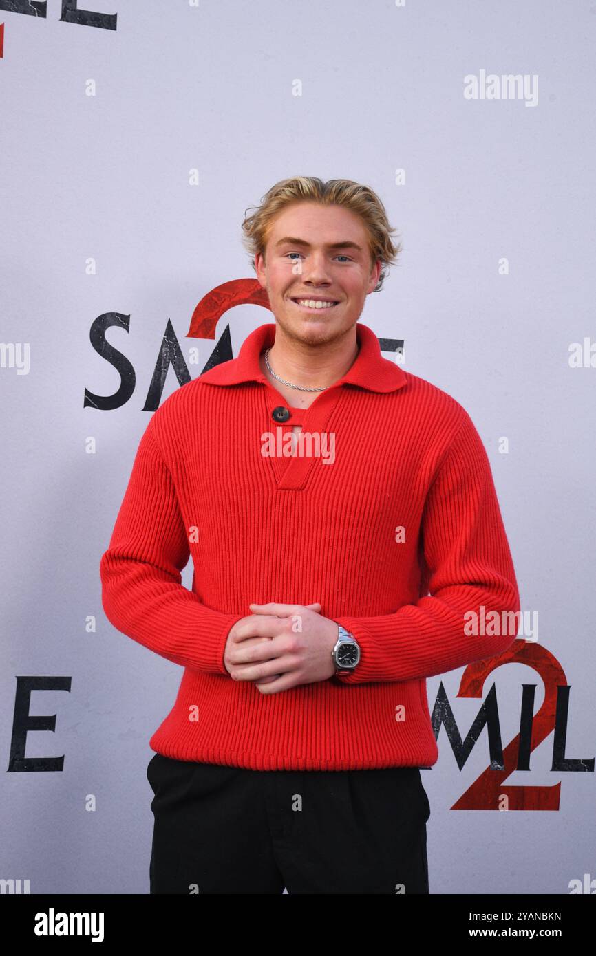 Los Angeles, California, USA 14 ottobre 2024 Landon Ringler partecipa alla prima mondiale di Smile 2 della Paramount Pictures al Paramount Theatre il 14 ottobre 2024 a Los Angeles, California, USA. Foto di Barry King/Alamy Live News Foto Stock