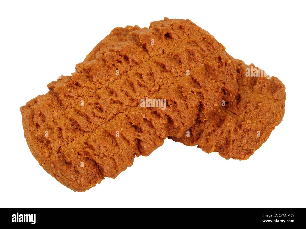 Biscotti croccanti alla cannella e zucchero di canna isolati su fondo bianco Foto Stock