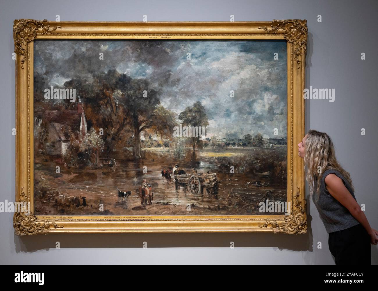 National Gallery, Londra, Regno Unito. 15 ottobre 2024. La mostra Discover Constable and the Hay Wain (17 ottobre 24-2 febbraio 25) si concentra sul capolavoro di John Constable The Hay Wain (1821). Immagine: La mostra presenta anche uno studio preparatorio su vasta scala per il Hay Wain, creato da Constable intorno al 1821 come "schizzo" funzionante, non destinato ad essere esposto (collezione V&A). Crediti: Malcolm Park/Alamy Foto Stock
