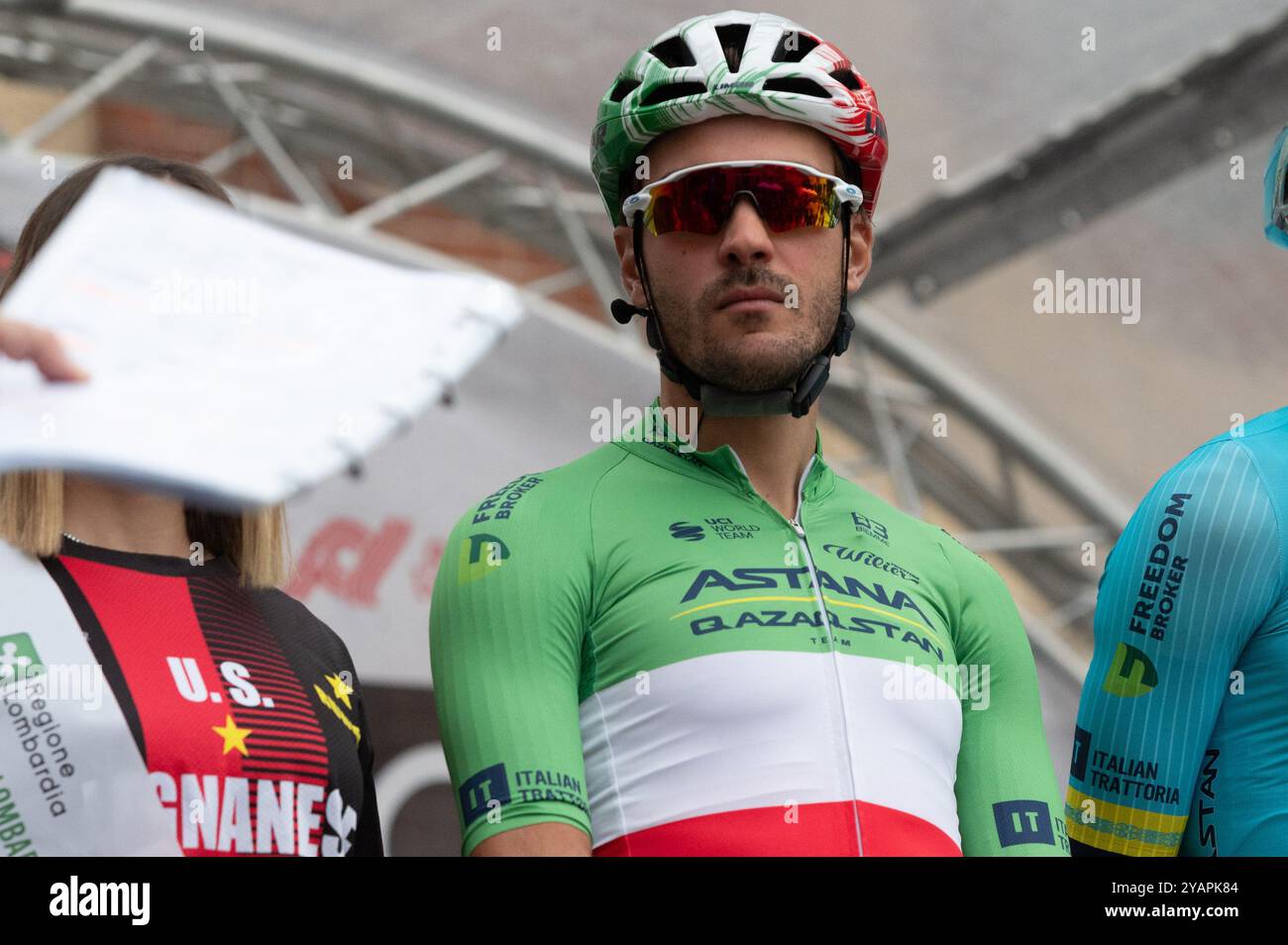 Alberto Bettiol, Astana Qazaqstan Team durante la Coppa Bernocchi, gara di ciclismo su strada a Legnano, Italia, 7 ottobre 2024 Foto Stock