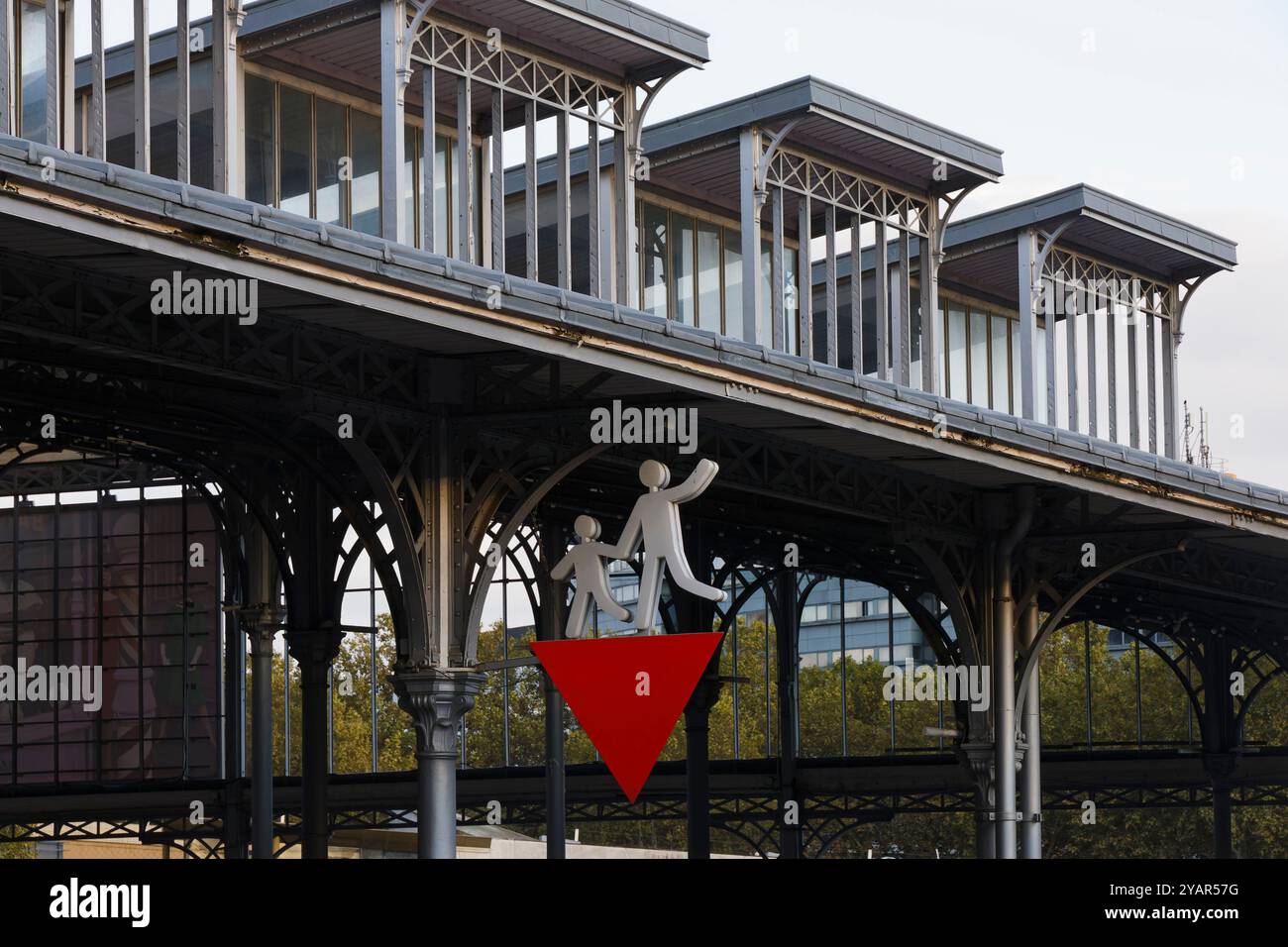 Parigi, Francia. 10 ottobre 2024. Mostra fotografica l'11 ottobre 2024 a Halle de la Villette, Parigi, Francia. Credito: Gerard Crossay/Alamy Stock Photo Foto Stock