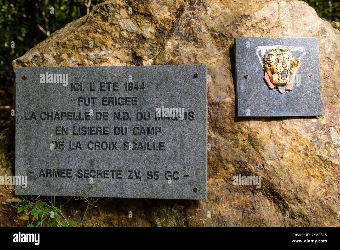 Ammirevole la Tour du Millénaire est une oeuvre. Comme si vous étiez au sommet du mat d'un navire, la vue s'étend au delà de 30 kilomètres, sur un océa Foto Stock