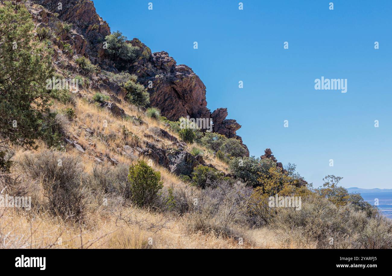 Ripide montagne rocciose lungo il Bar Canyon Trail nelle Organ Mountains - Desert Peaks National Monument nel New Mexico, USA Foto Stock