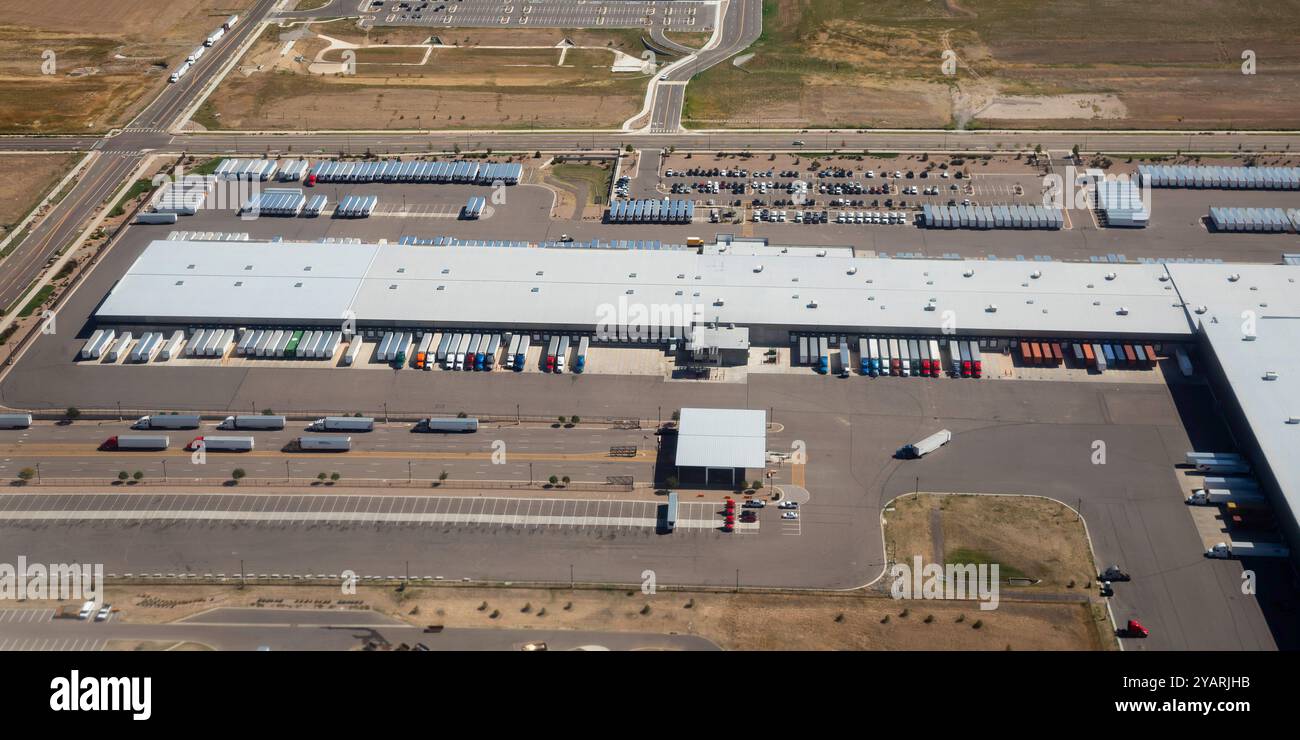 Aurora, Colorado - Un centro di distribuzione Costco. Foto Stock