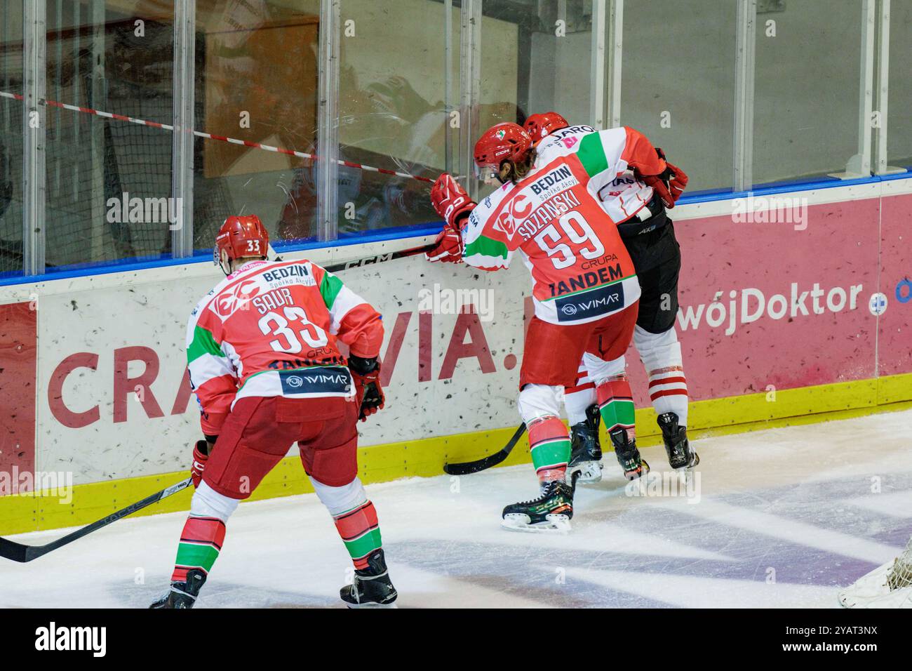 Cracovia Polonia 15 ottobre 2024 Tauron Hockey League 2024 2025 stagione Cracovia vs Zaglebie Sosnowiec Foto Stock