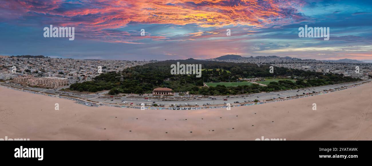 Vista aerea del Golden Gate Park e Ocean Beach di San Francisco Foto Stock
