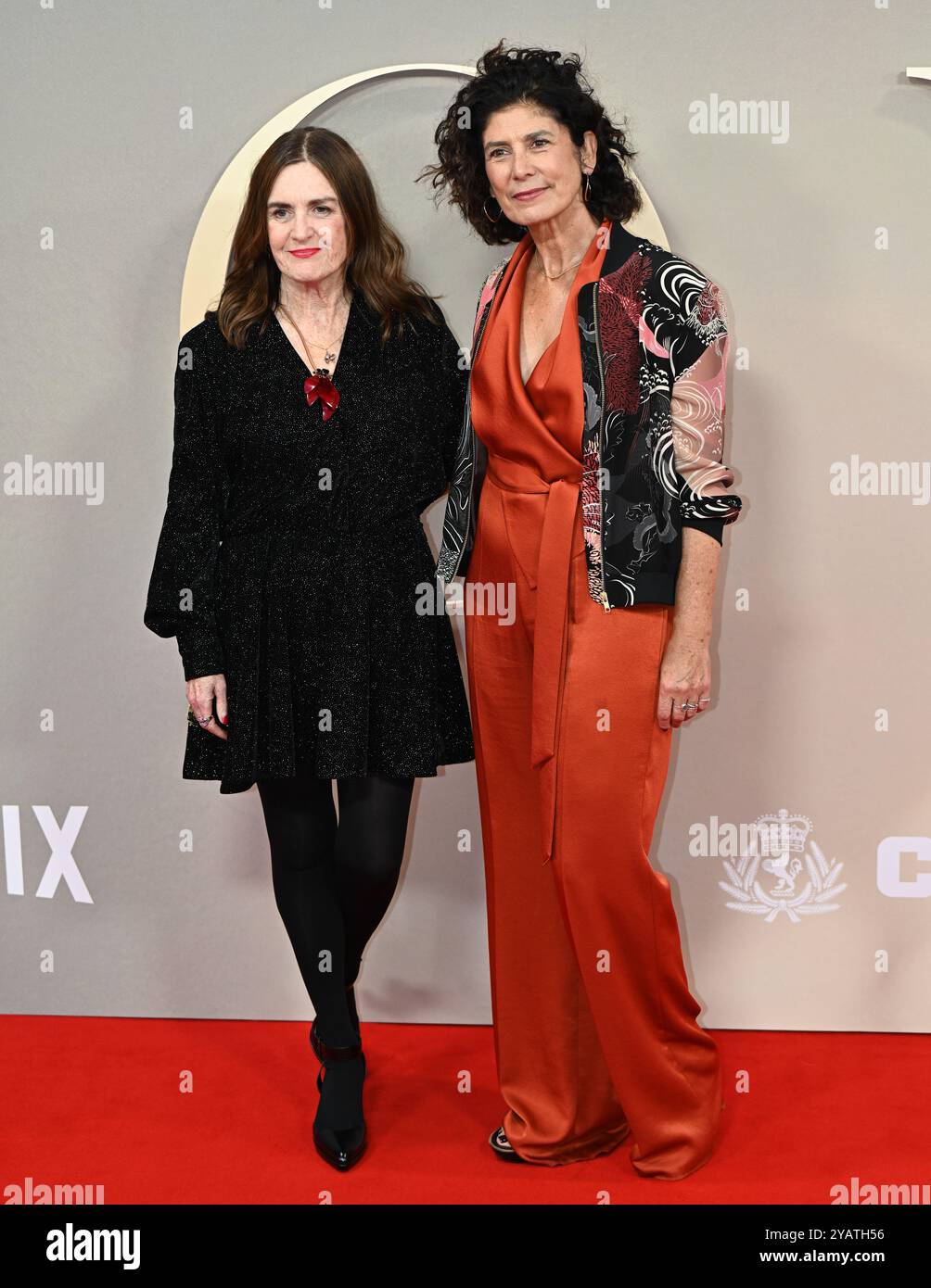 LONDRA, REGNO UNITO. 15 ottobre 2024. Finola Dwyer (L) e Amanda Posey partecipano a "Joy", headline Gala al BFI London Film Festival 2024 al BFI Southbank di Londra, Regno Unito. (Foto di 李世惠/SEE li/Picture Capital) credito: Vedi li/Picture Capital/Alamy Live News Foto Stock