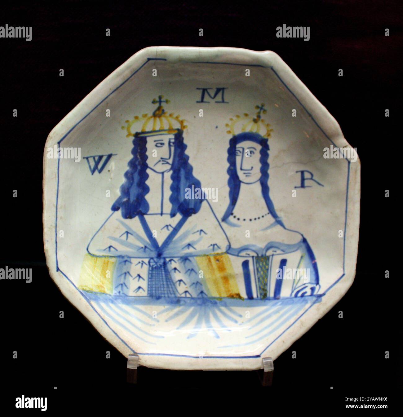Piastra: William King e Queen Mary. Probabilmente a Londra, Lambeth, circa 1690-1695. Inscritto R W M. Foto Stock Piastra: William King e Queen Mary. Probabilmente a Londra, Lambeth, circa 1690-1695. Inscritto R W M. Foto Stock