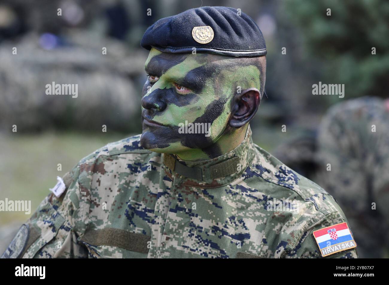 Sibenik, Croazia. 16 ottobre 2024. L'ultima sezione del centro di sviluppo leader 'Marko Babic' cammina da Stara Straza a Knin, a Stara Straza, Croazia, il 16 ottobre 2024. Foto: Hrvoje Jelavic/PIXSELL credito: Pixsell/Alamy Live News Foto Stock