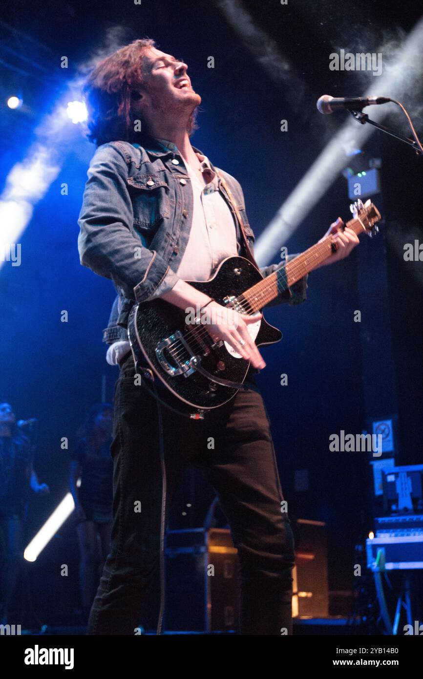 Hozier (Andrew Hozier-Byrne) si esibisce all'o2 Academy di Newcastle il 22 maggio 2015 Foto Stock