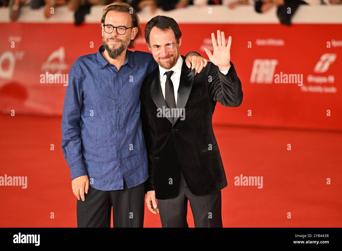 Roma, Italia. 16 ottobre 2024. Andrea Segre ed Elio Germano partecipano al Red carpet "Berlinguer - la grande ambizione" (Berlinguer - la grande ambizione) durante il 18° Festival del Cinema di Roma all'Auditorium Parco della musica di Roma, il 16 ottobre 2024. (Foto di Domenico Cippitelli/NurPhoto) credito: NurPhoto SRL/Alamy Live News Foto Stock